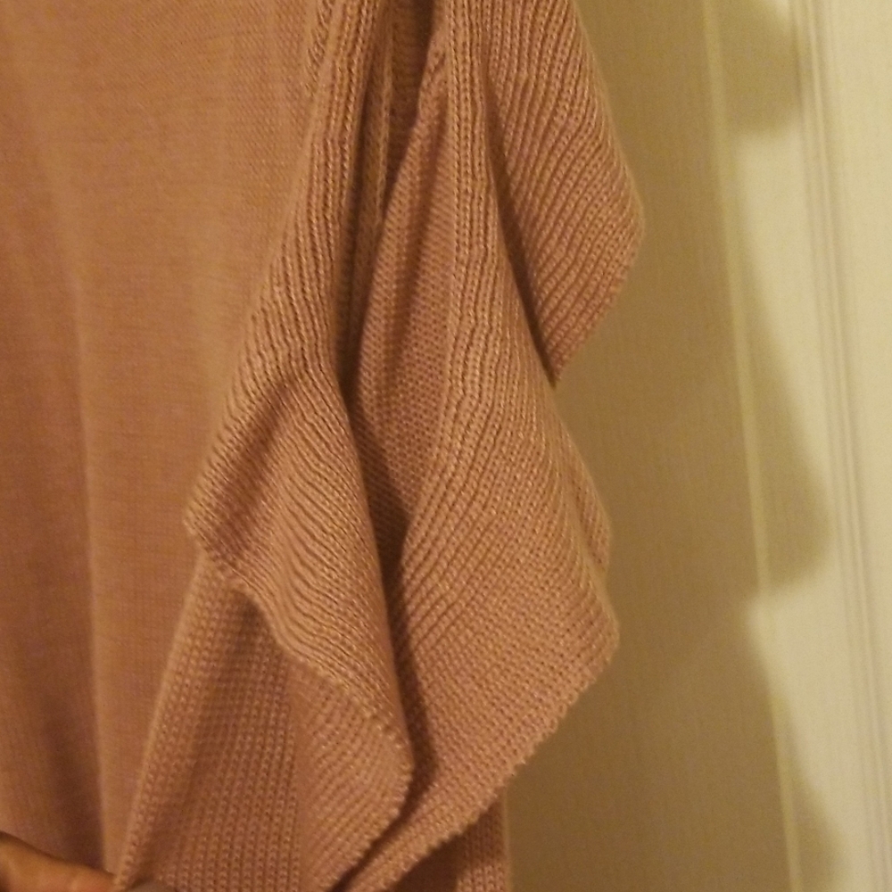 Sweater - Picture 2 of 4